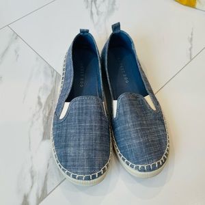 Rocket Dog Womans Blue White Stitch Flats